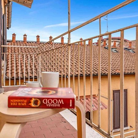 Lo3 • Navigli Chic Apartment • Милан Экстерьер фото